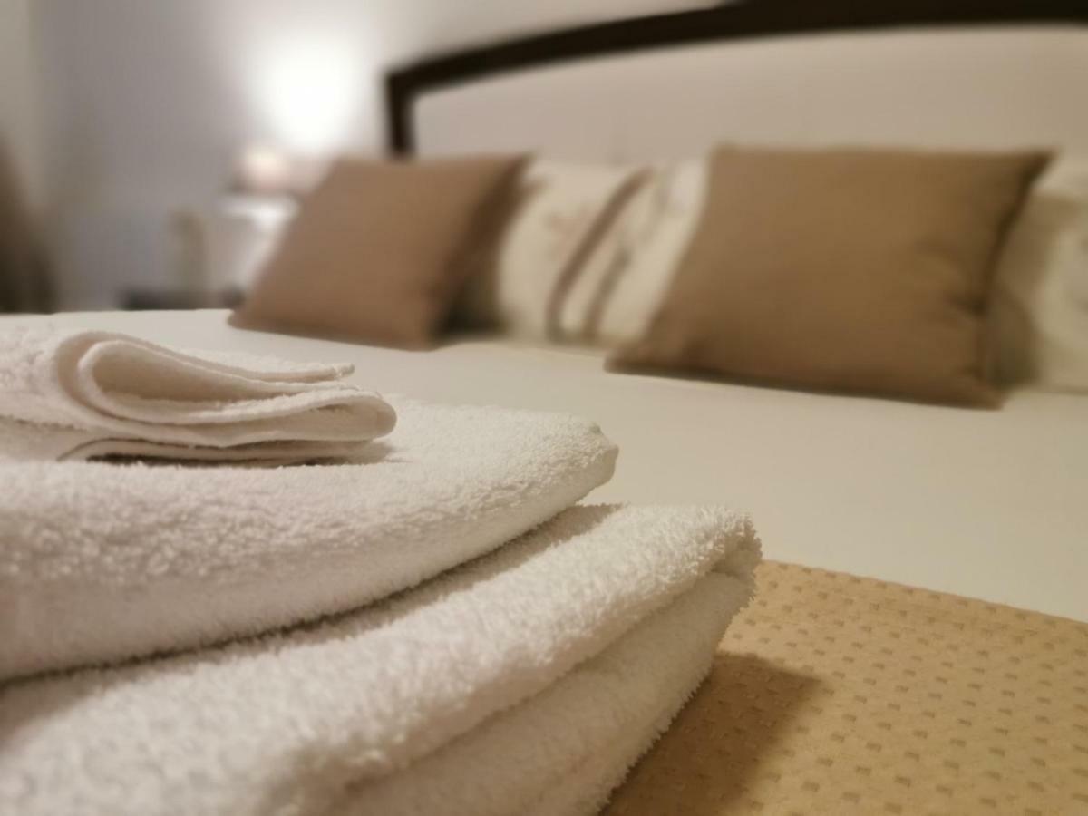 Eschilo Luxury House Apartment Carlentini Luaran gambar